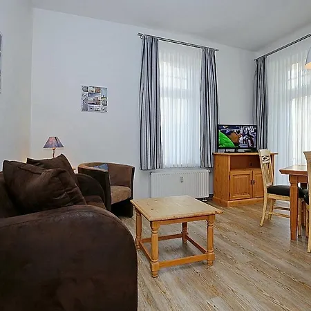 Apartment La 10 *