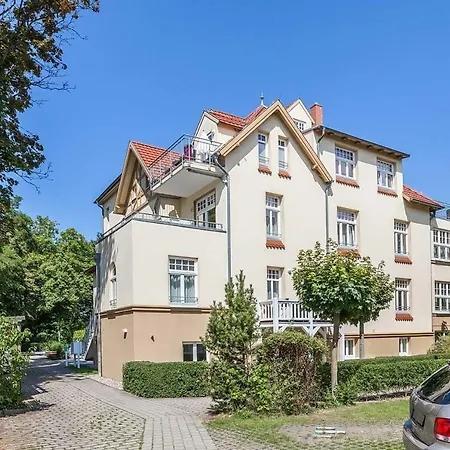 La 10 * Kuehlungsborn